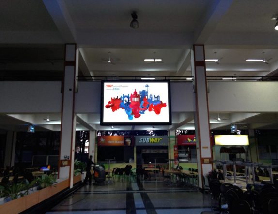 Indoor Screen at Cafeteria for Infosys Banglore 1500x1125 1