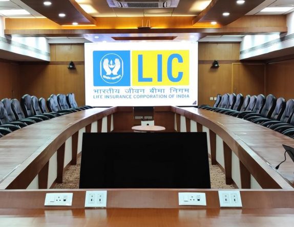 Boardroom Display in LIC Headquarter